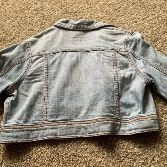 CROPPED DENIM JACKET - Picture 2 of 3